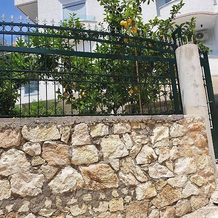 Ferienwohnung The Sunset View Sarandë Exterior foto