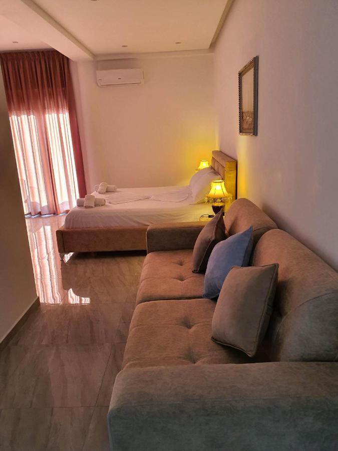 Ferienwohnung The Sunset View Sarandë Exterior foto